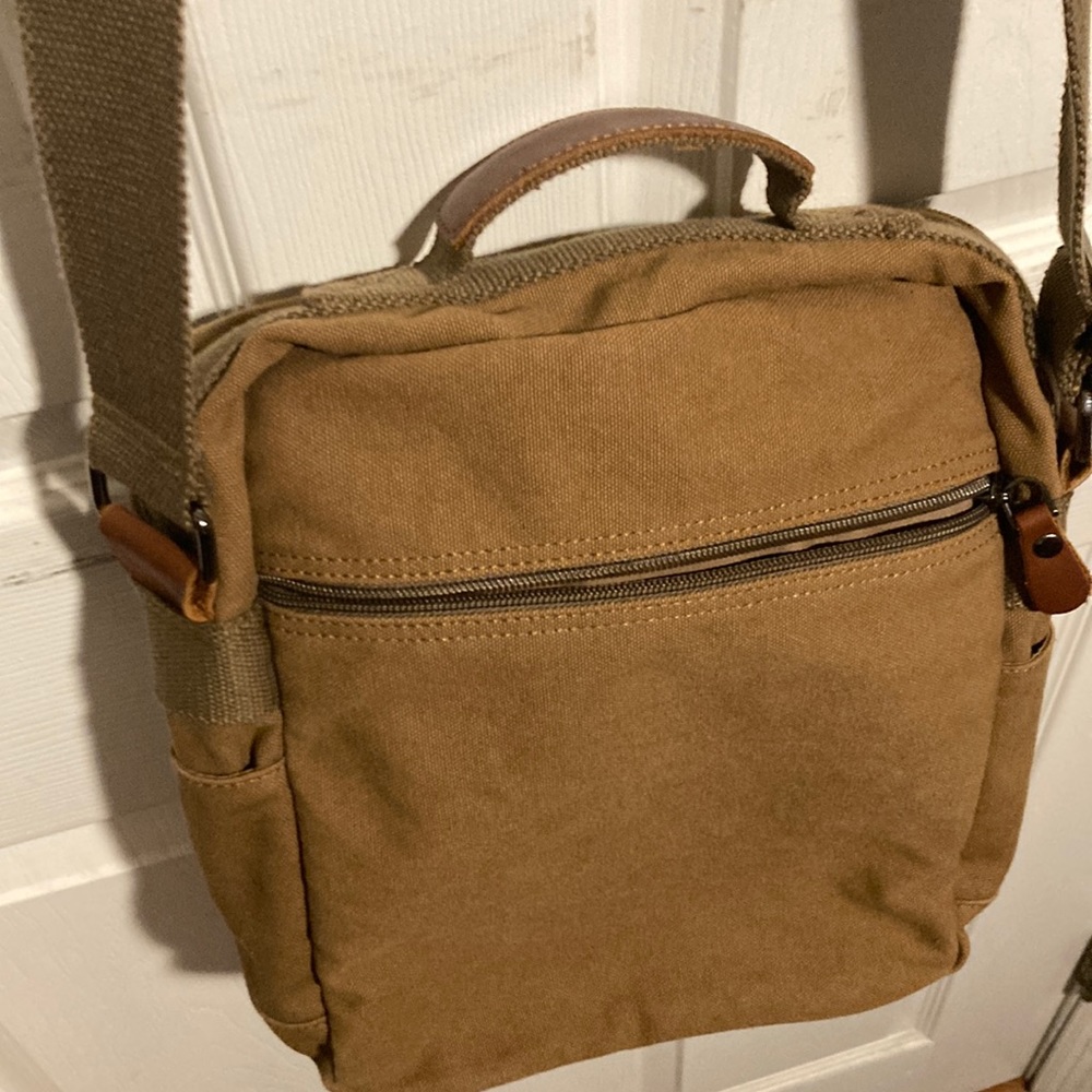 Travel bag/satchel